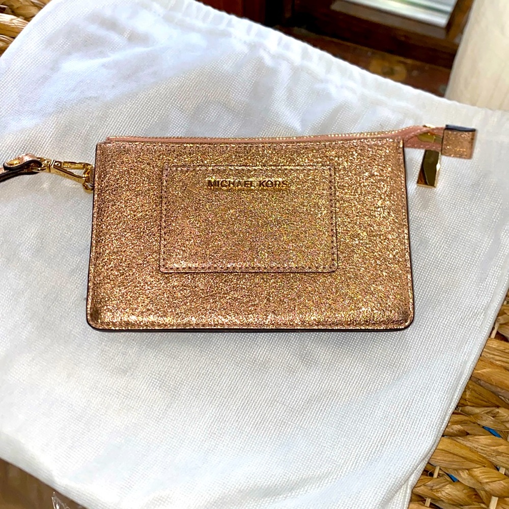 NWOT MICHAEL KORS SHIMMERY THIN CLUTCH/WRISTLET